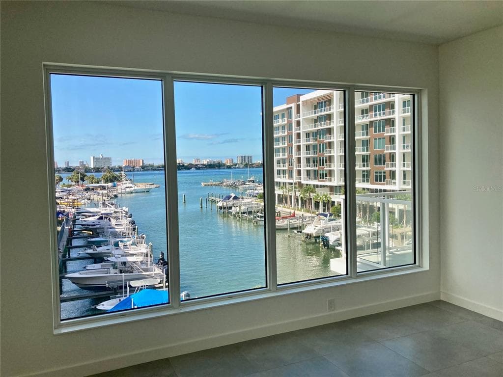900 N OSCEOLA AVENUE UNIT 401 CLEARWATER, FL 33755
