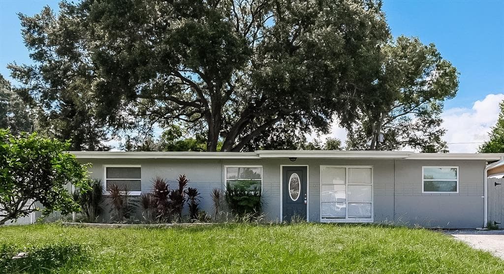 2121 ALEMANDA DRIVE CLEARWATER, FL 33764