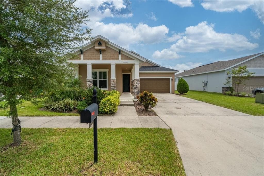 32652 COLDWATER CREEK LOOP WESLEY CHAPEL, FL 33545