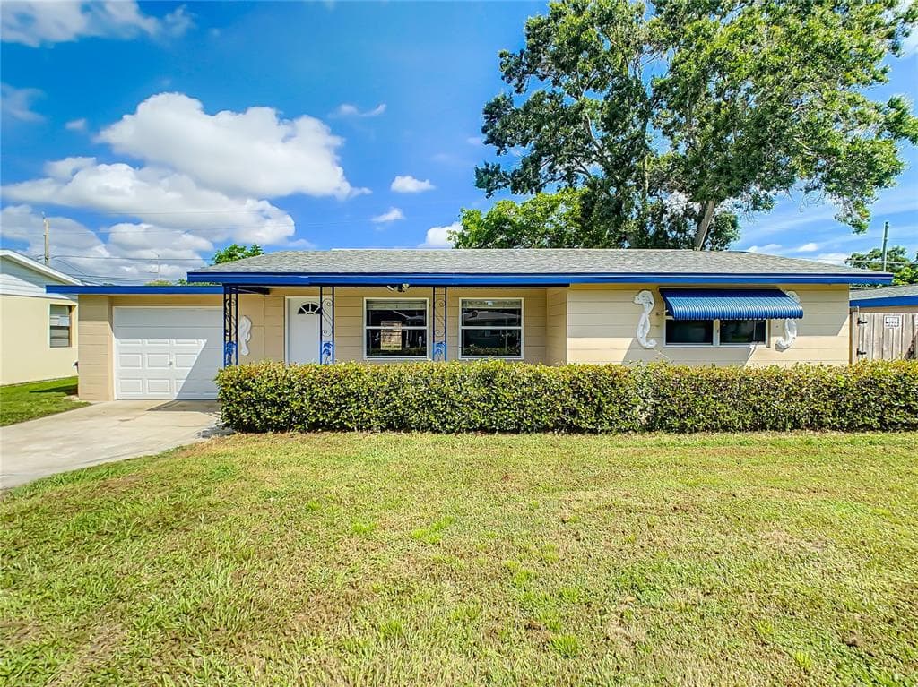 2715 46TH AVENUE N ST PETERSBURG, FL 33714