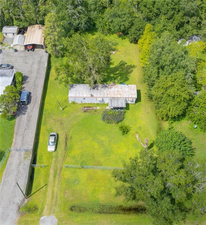 6139 MANGROVE DRIVE WESLEY CHAPEL, FL 33544