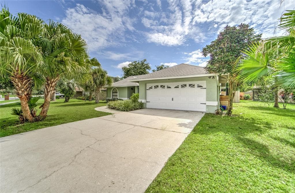 1418 SANDALWOOD DRIVE PLANT CITY, FL 33563