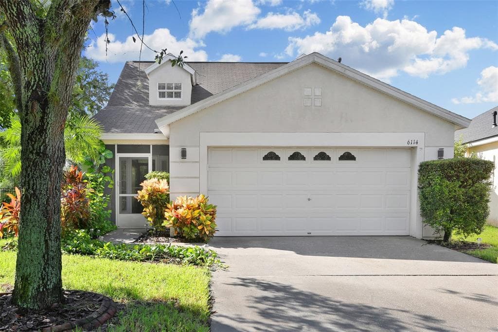 6114 SKYLARKCREST DRIVE LITHIA, FL 33547