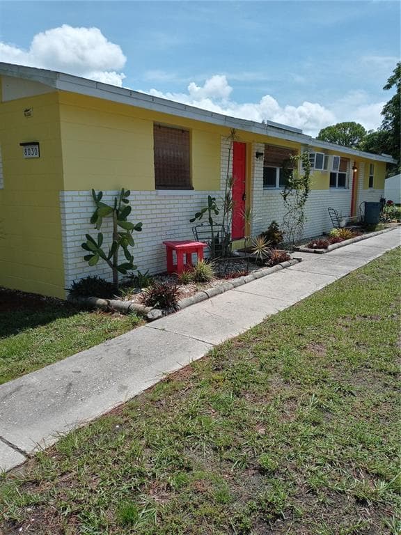 8030 47TH AVENUE N ST PETERSBURG, FL 33709