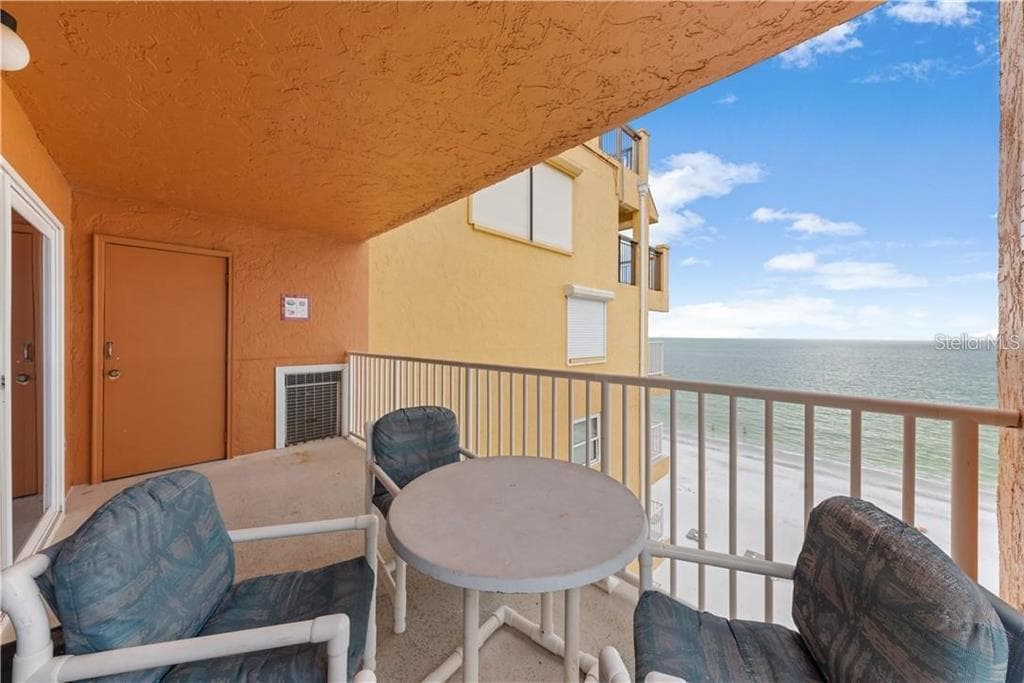 18610 GULF BOULEVARD UNIT 705 INDIAN SHORES, FL 33785