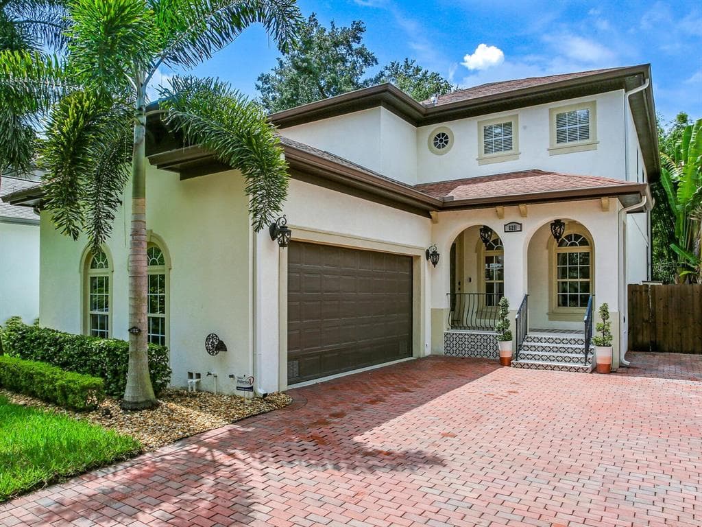 6211 S ELBERON STREET TAMPA, FL 33611