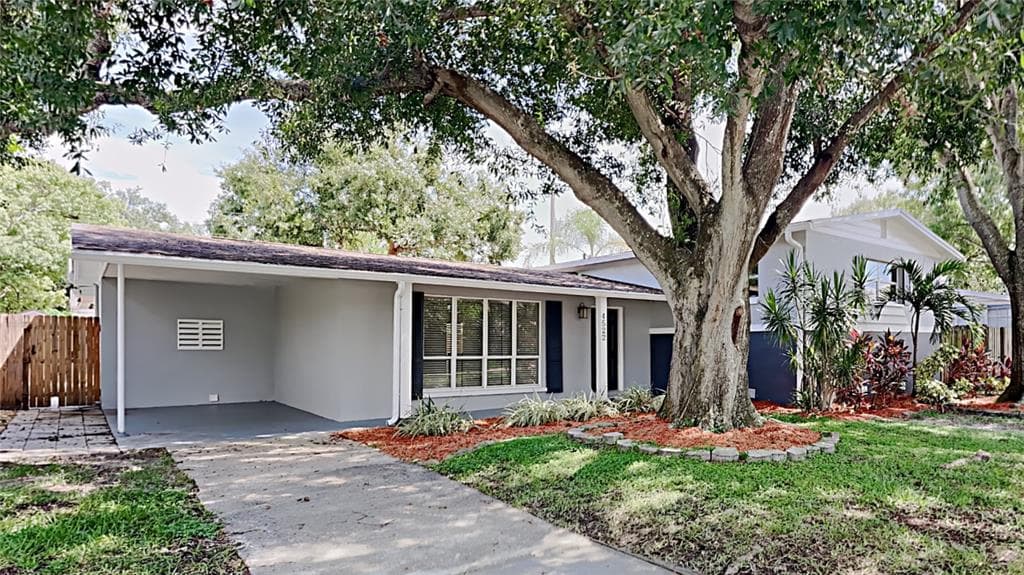 4522 S COOPER PLACE TAMPA, FL 33611