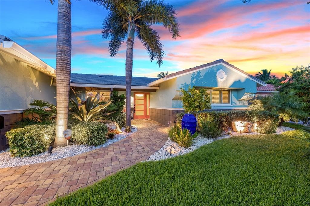 1260 81ST STREET S ST PETERSBURG, FL 33707