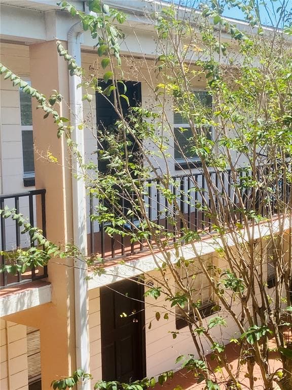 120 S CHURCH AVENUE UNIT 209 TAMPA, FL 33609