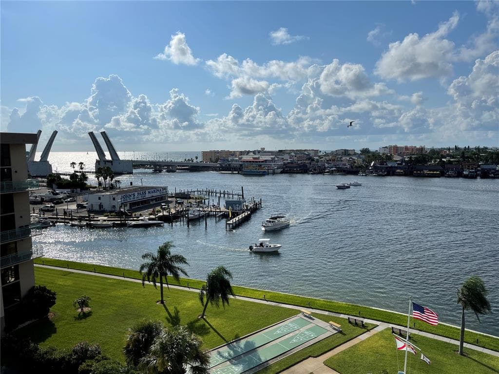1 KEY CAPRI UNIT 701E TREASURE ISLAND, FL 33706