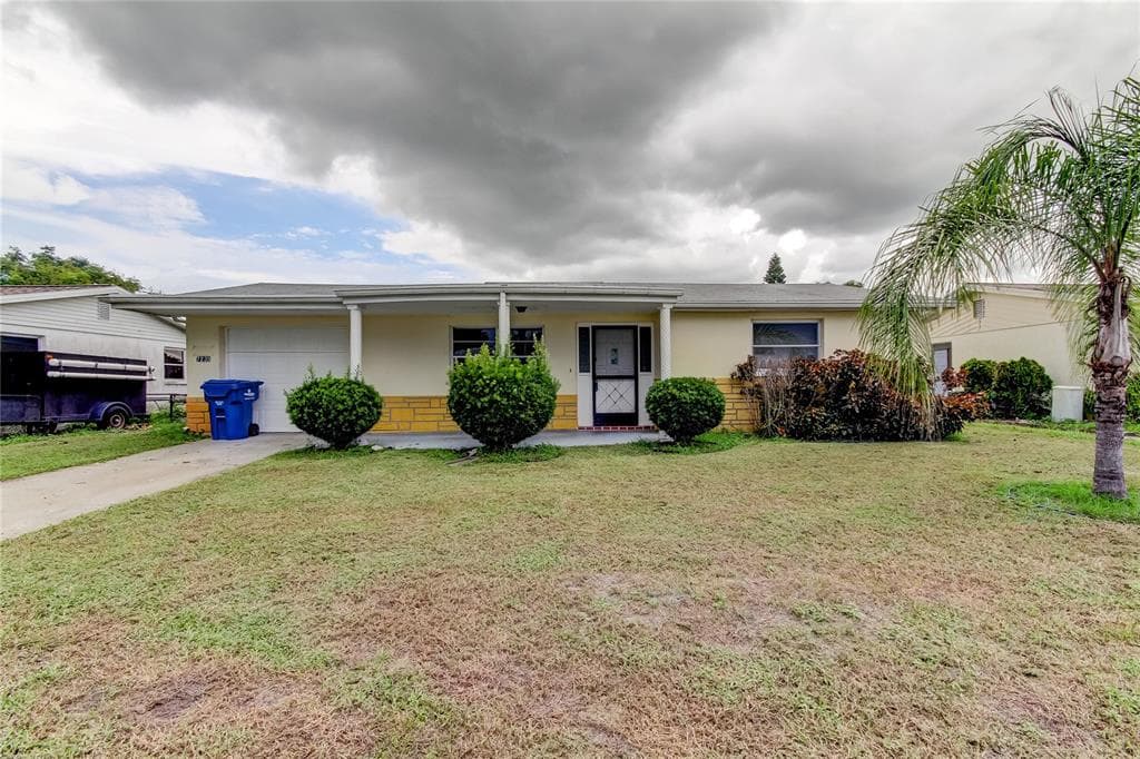 7235 IVANHOE DRIVE PORT RICHEY, FL 34668