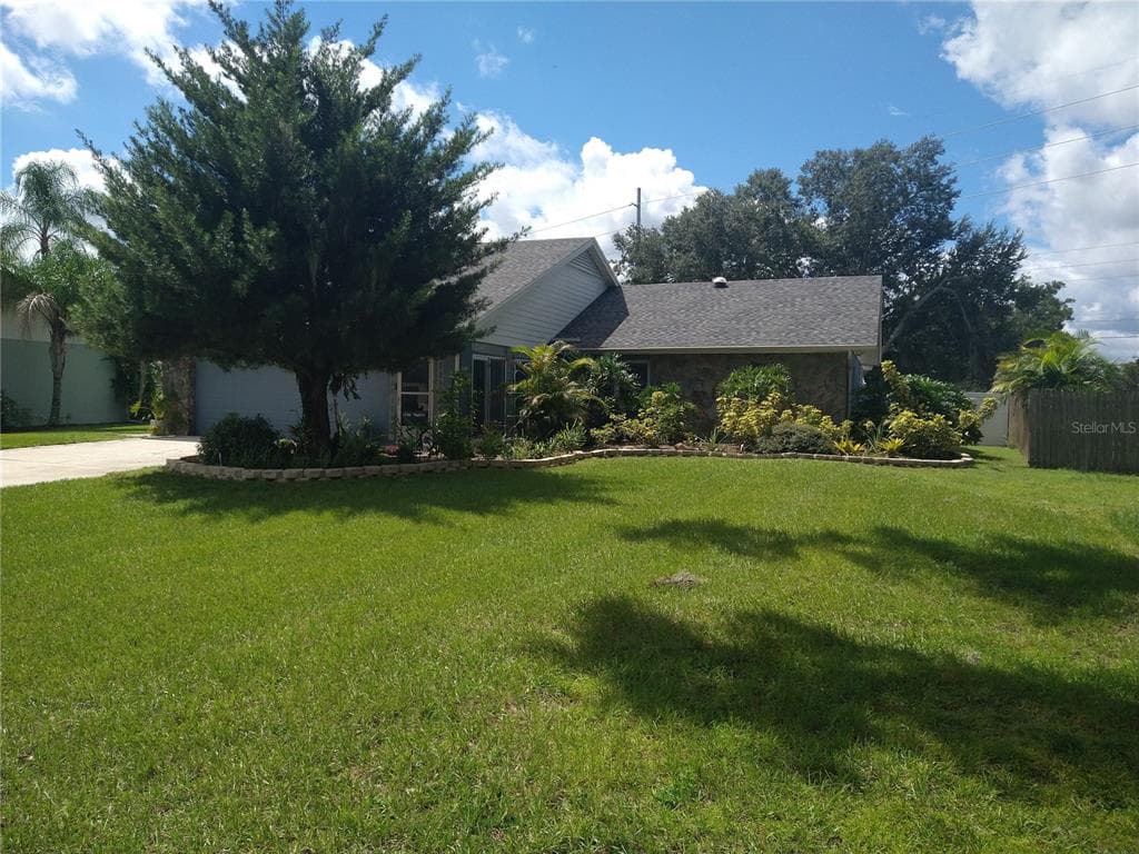 1405 SANDALWOOD DRIVE PLANT CITY, FL 33563