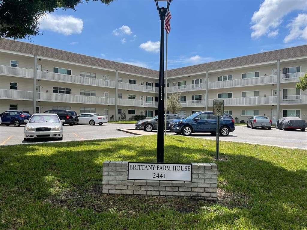 2441 PERSIAN DRIVE UNIT 11 CLEARWATER, FL 33763