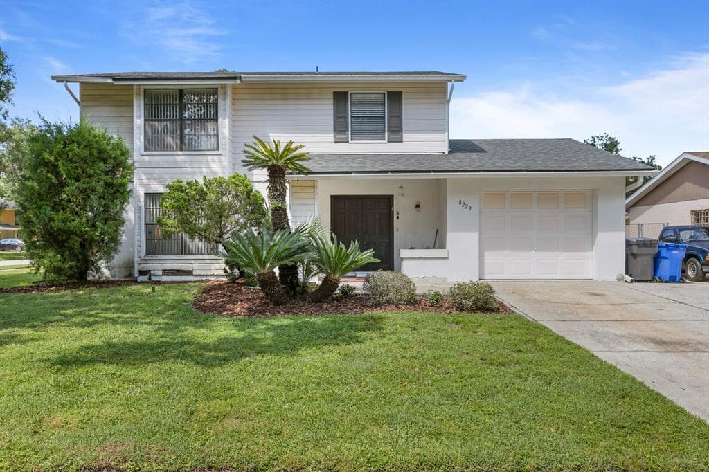 8229 MALVERN CIRCLE TAMPA, FL 33634