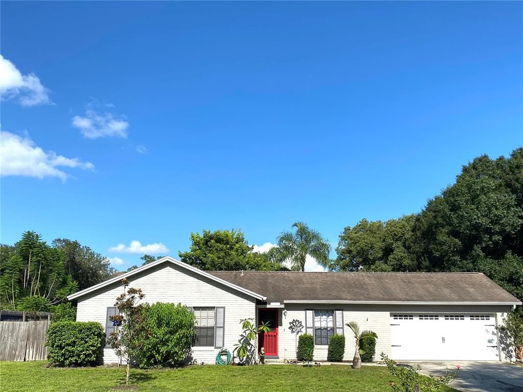 704 LANCEWOOD DRIVE WINTER SPRINGS, FL 32708