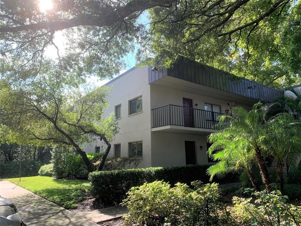 11723 RAINTREE VILLAGE BOULEVARD UNIT A TEMPLE TERRACE, FL 33617