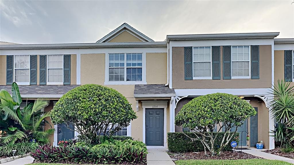 1251 THROCKMORTON DRIVE WESLEY CHAPEL, FL 33543