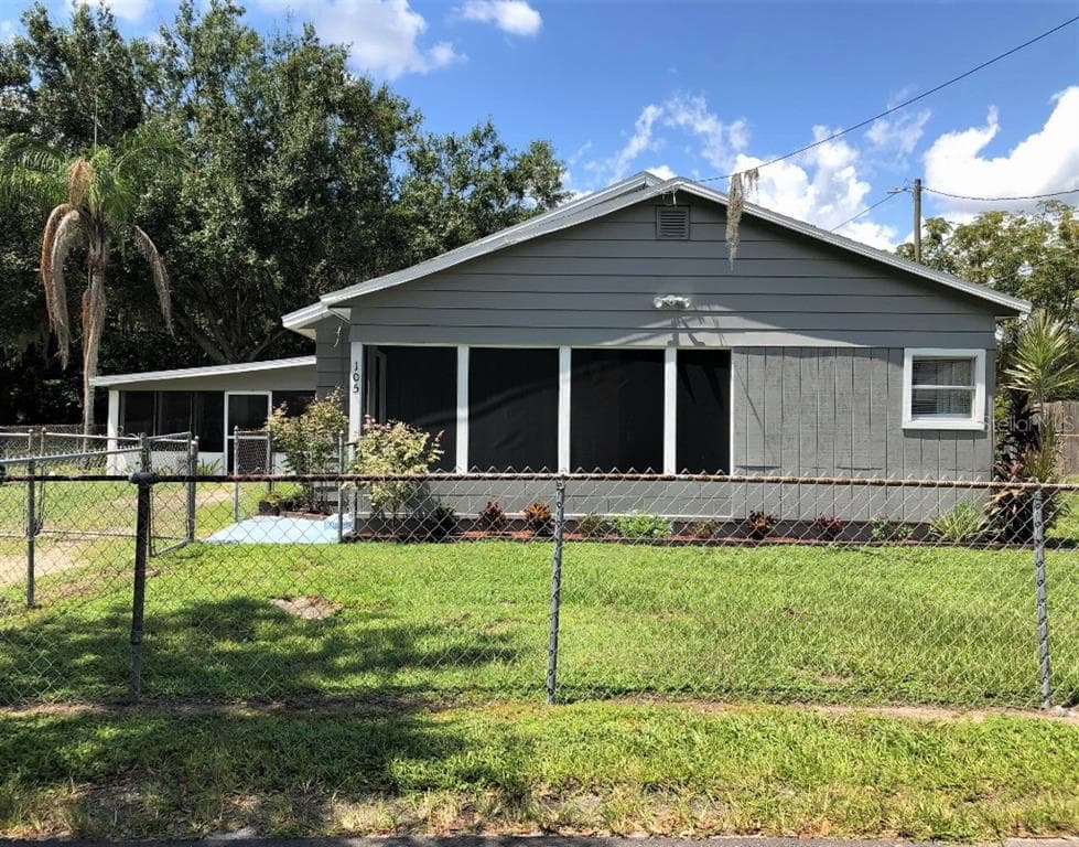 105 HERRICK STREET AUBURNDALE, FL 33823
