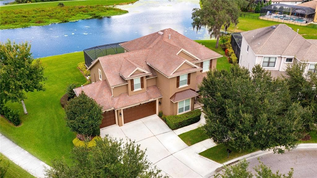 5863 PARKSET DRIVE LITHIA, FL 33547