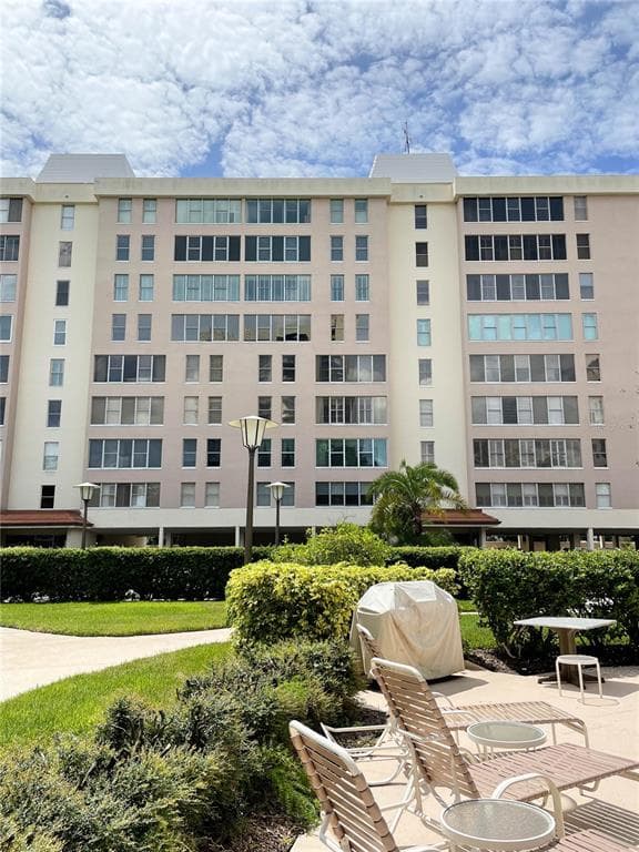 2401 S ARDSON PLACE UNIT 404B TAMPA, FL 33629