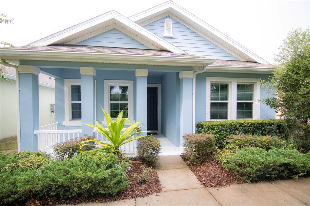 406 WINTERSIDE DRIVE APOLLO BEACH, FL 33572