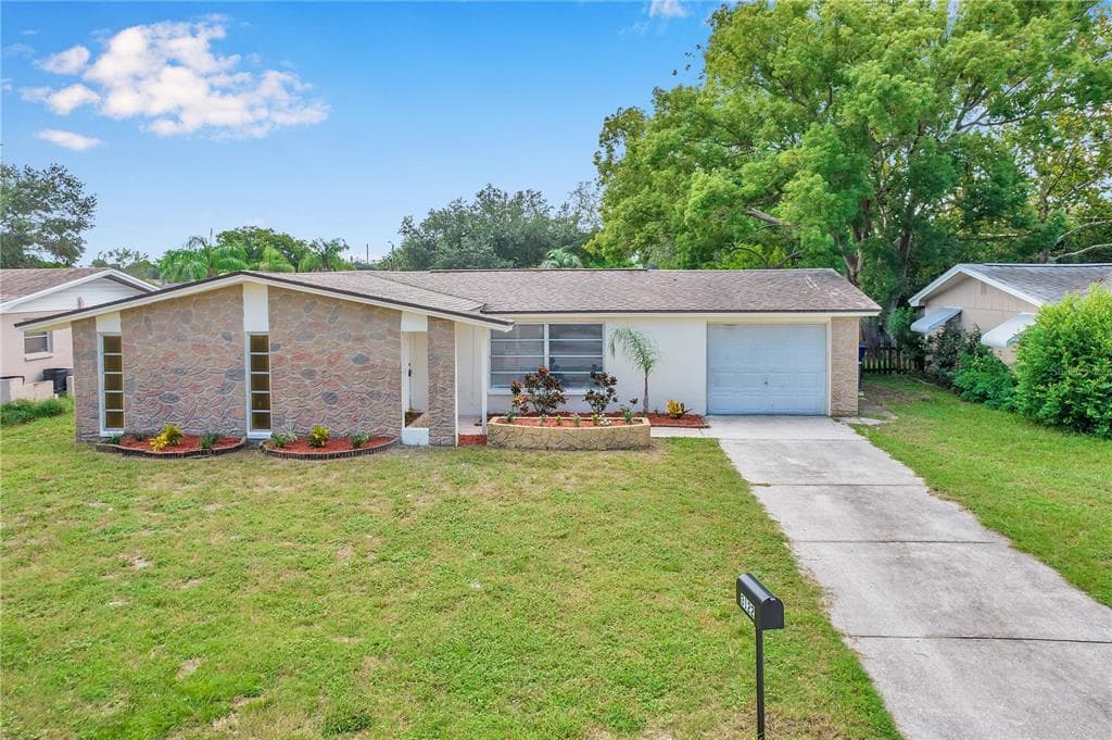 3122 PALAMORE DR HOLIDAY, FL 34691