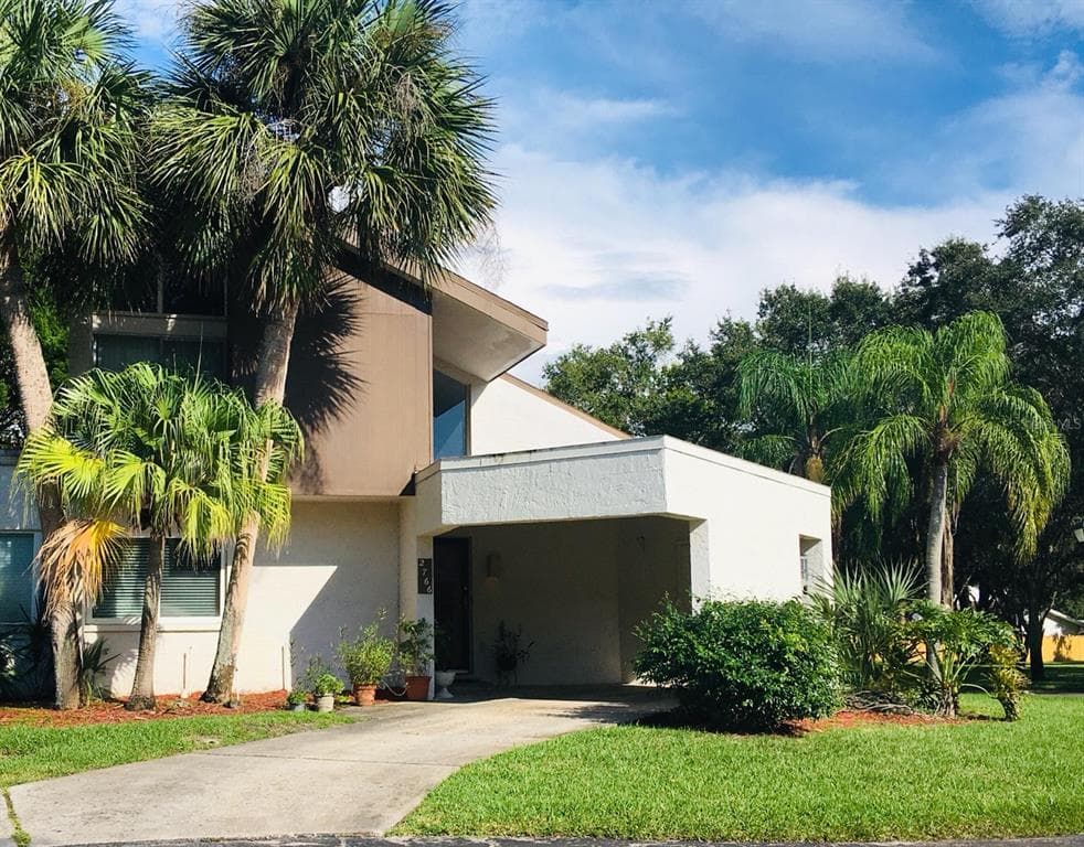 2766 HAVERHILL COURT UNIT 42C CLEARWATER, FL 33761