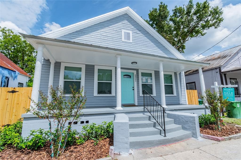 2321 W WALNUT STREET TAMPA, FL 33607
