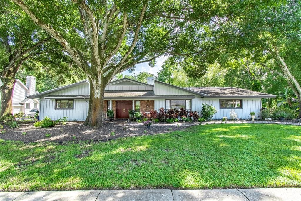 2922 SAINT ANDREWS BOULEVARD TARPON SPRINGS, FL 34688