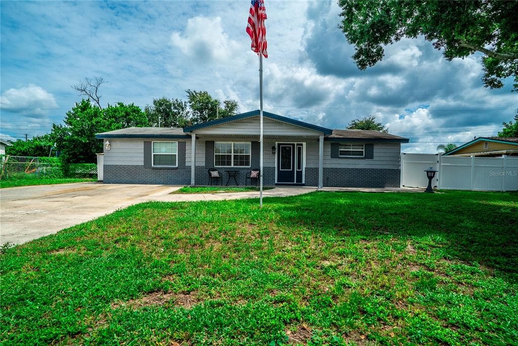 2434 COOL ROAD HOLIDAY, FL 34690