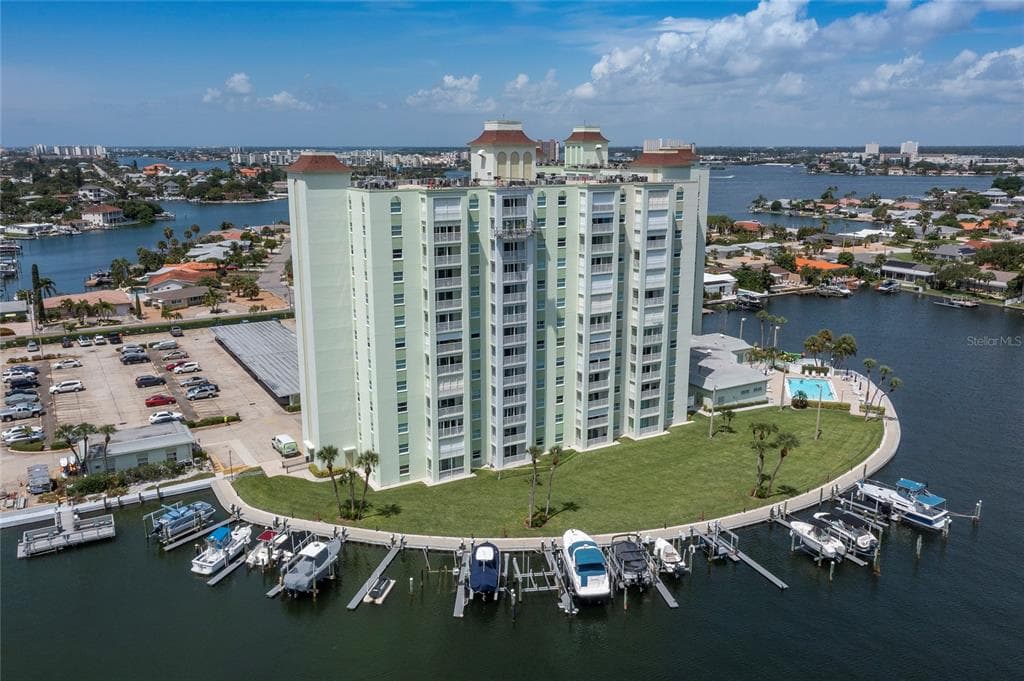 400 64TH AVENUE UNIT 506