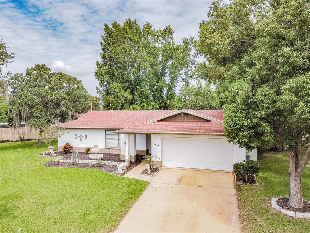7815 SCRUBOAK COURT