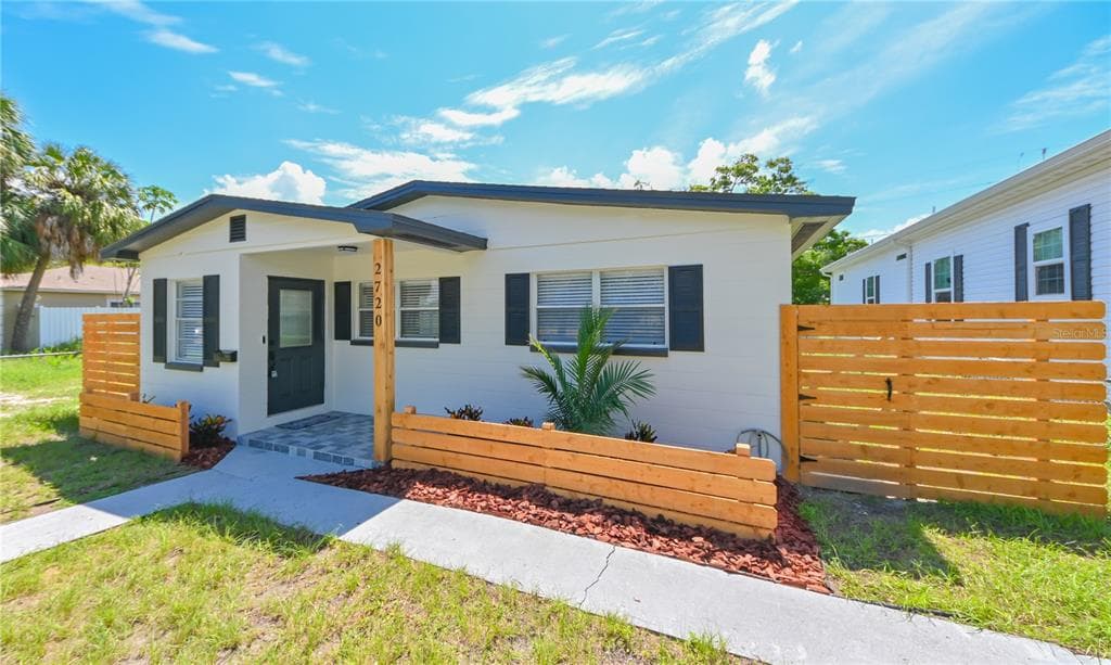 2720 12TH AVENUE S ST PETERSBURG, FL 33712