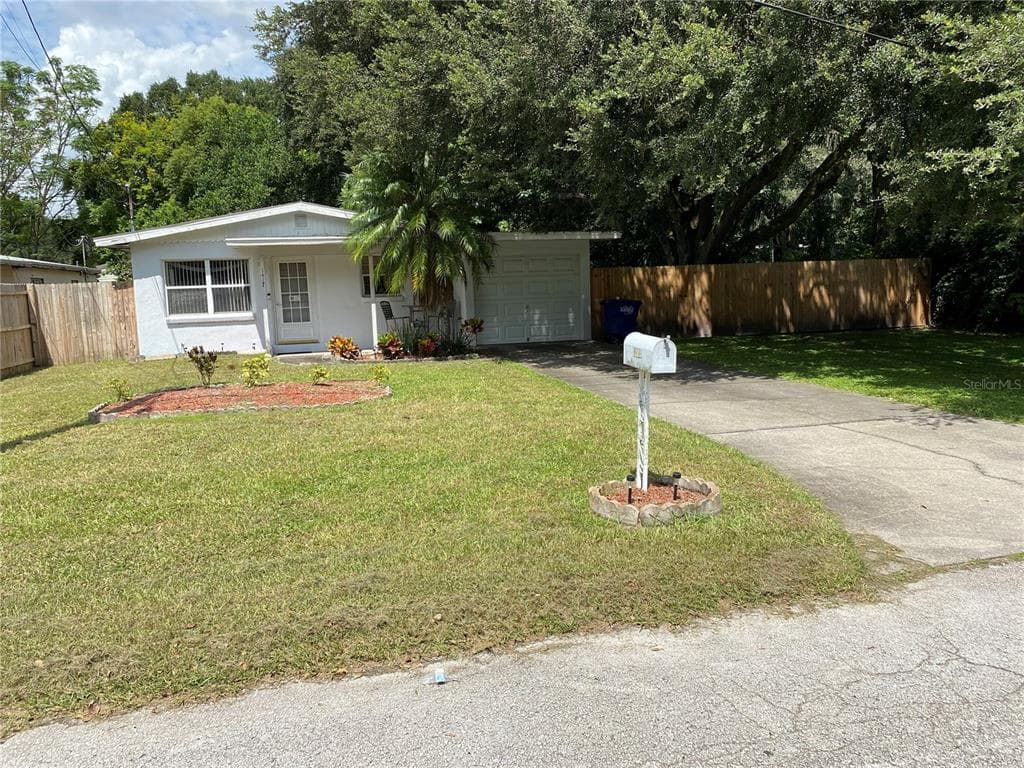 1417 W BURGER STREET TAMPA, FL 33604