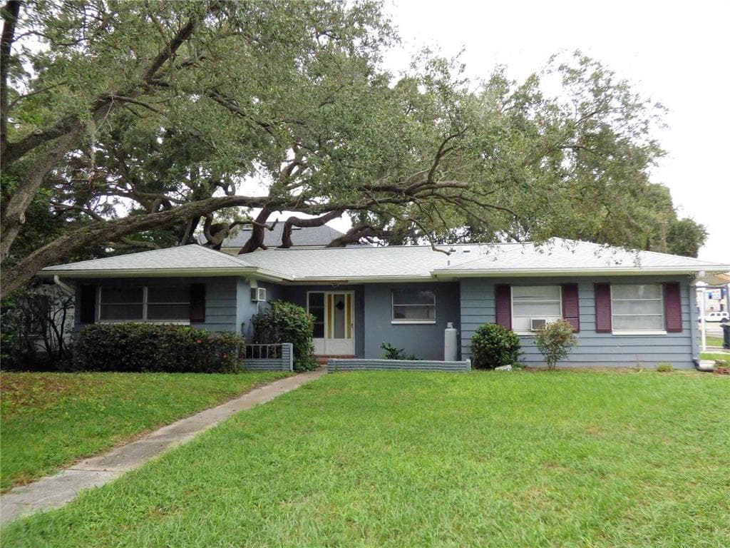 1194 ANGLE ROAD DUNEDIN, FL 34698