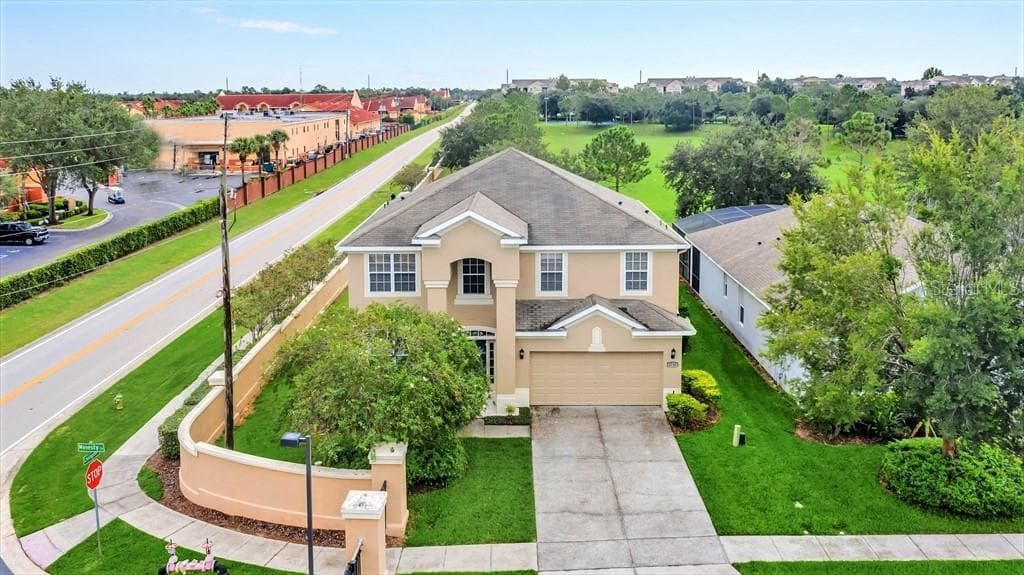 2715 MANESTY LANE KISSIMMEE, FL 34747