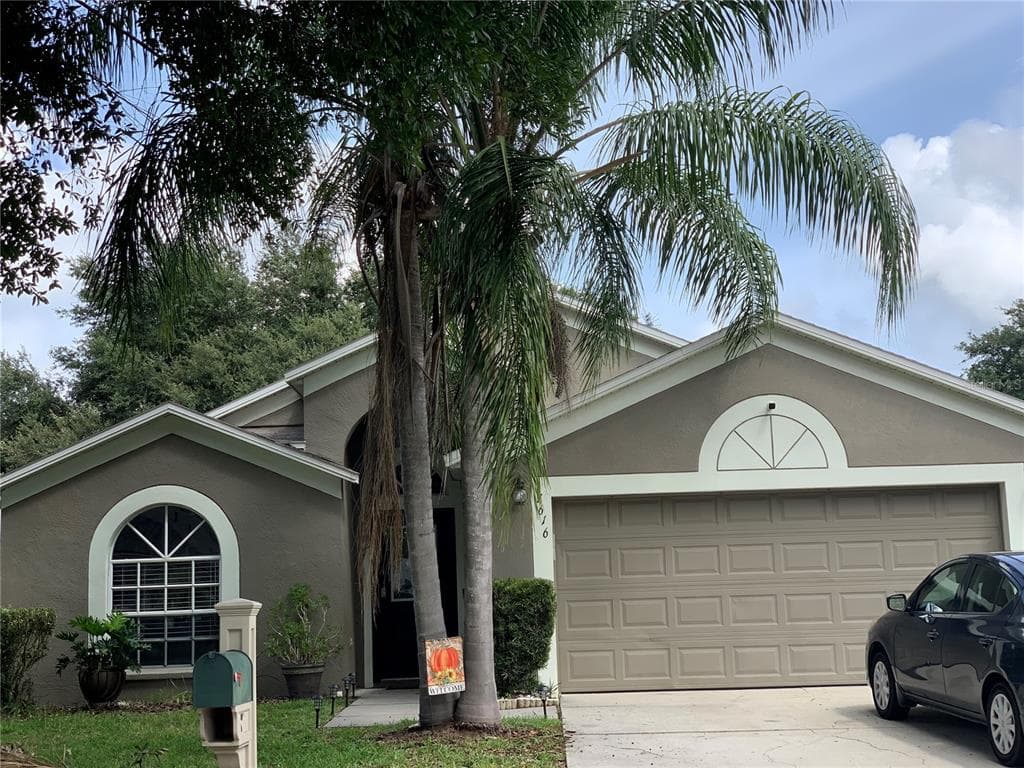 7616 HAMPSHIRE GARDEN PLACE APOLLO BEACH, FL 33572