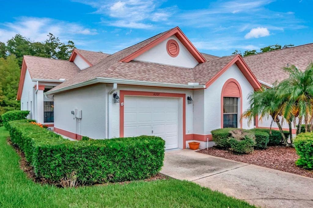 9201 TURNBERRY COURT UNIT 1 NEW PORT RICHEY, FL 34655