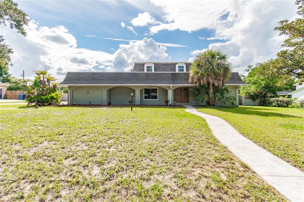 1308 IVYWOOD DRIVE BRANDON, FL 33510