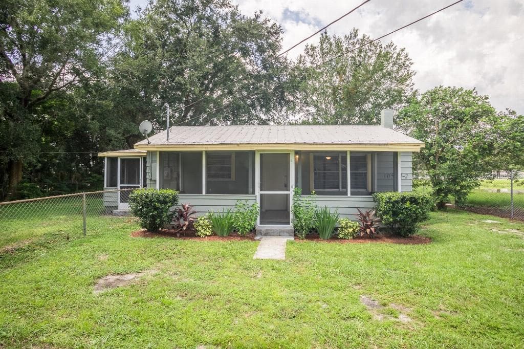105 1/2 HERRICK STREET AUBURNDALE, FL 33823