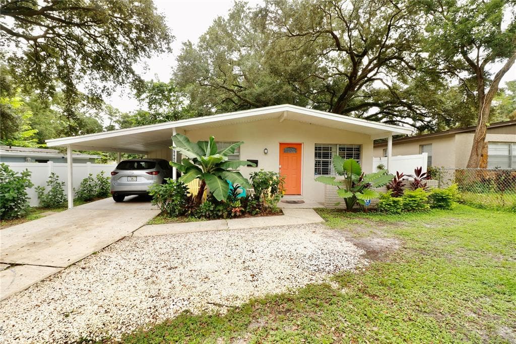 3003 E 26TH AVENUE TAMPA, FL 33605