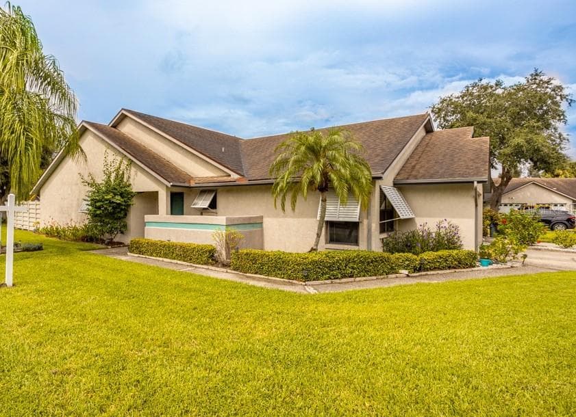 442 40TH COURT W PALMETTO, FL 34221