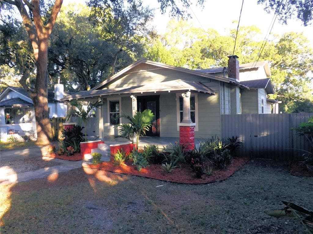 312 E HANLON STREET TAMPA, FL 33604