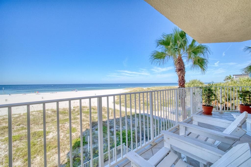 15 SOMERSET STREET UNIT 3-A CLEARWATER, FL 33767