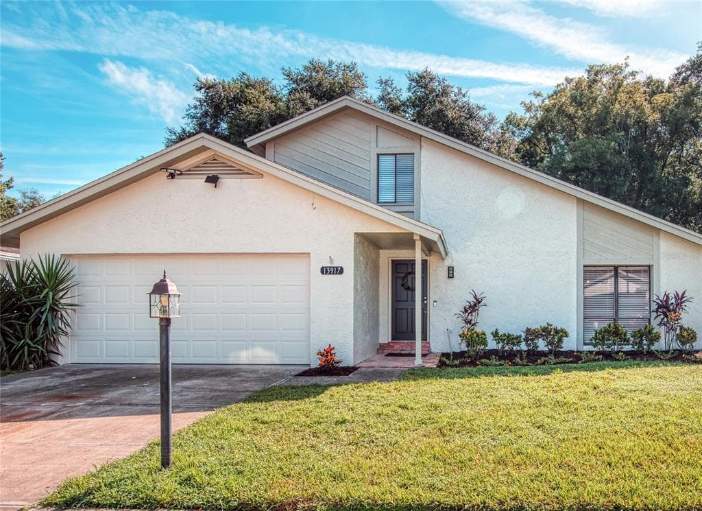 13917 HAYWARD PLACE TAMPA, FL 33618