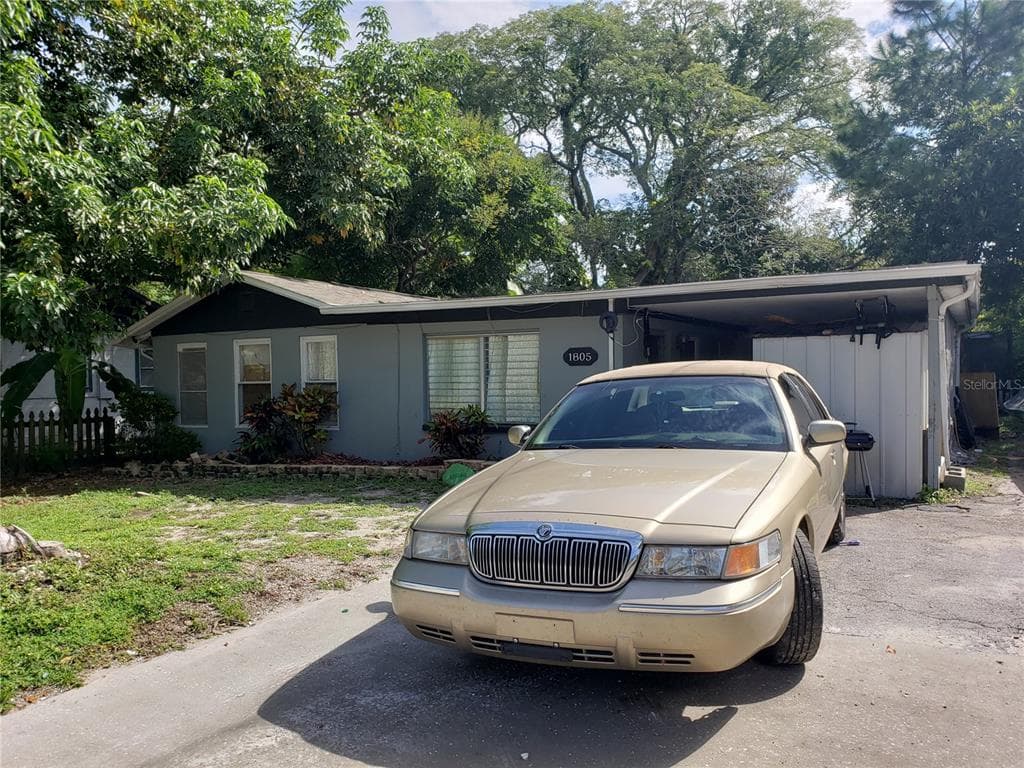 1805 DOUGLAS AVENUE CLEARWATER, FL 33755