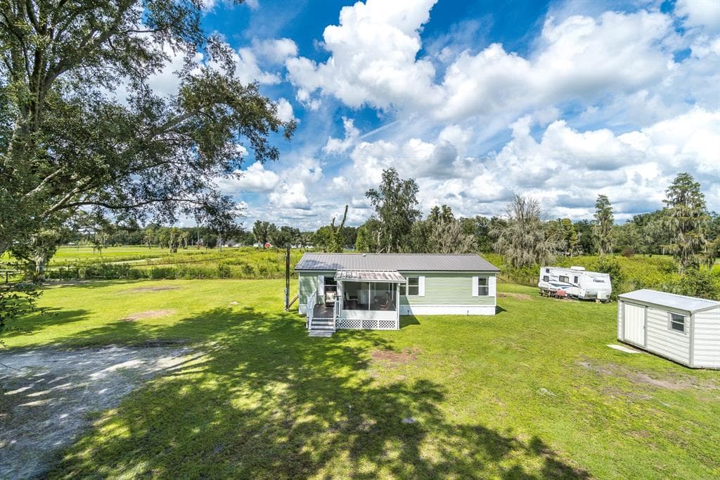 2910 E KNIGHTS GRIFFIN ROAD PLANT CITY, FL 33565