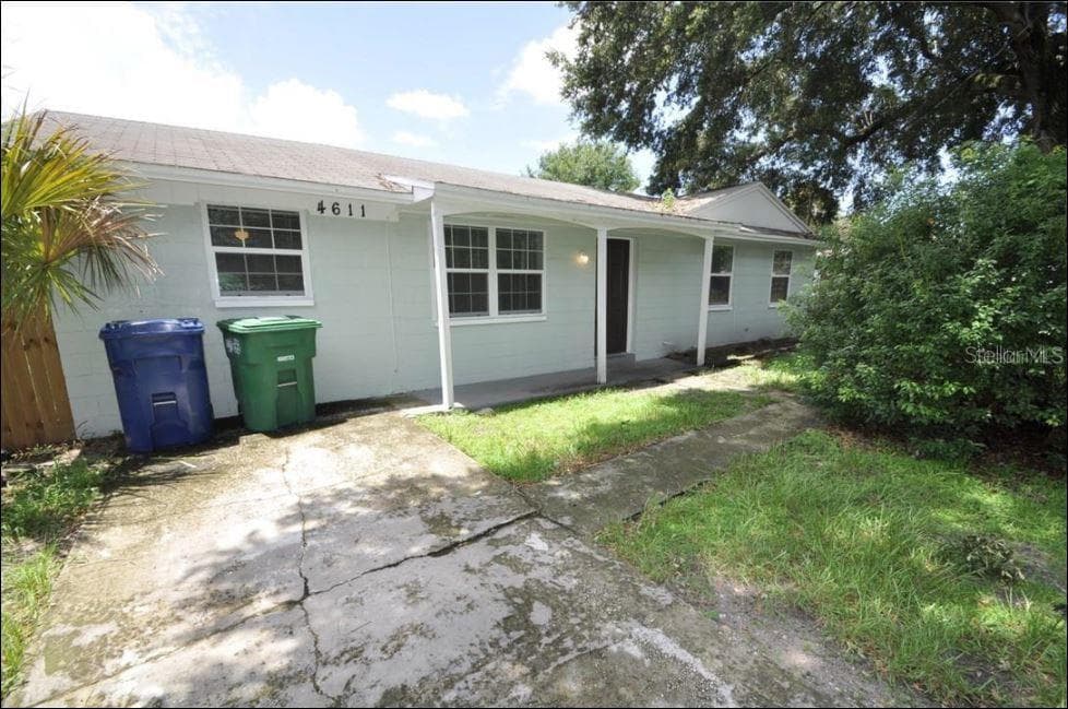 4611 E 24TH AVENUE TAMPA, FL 33605