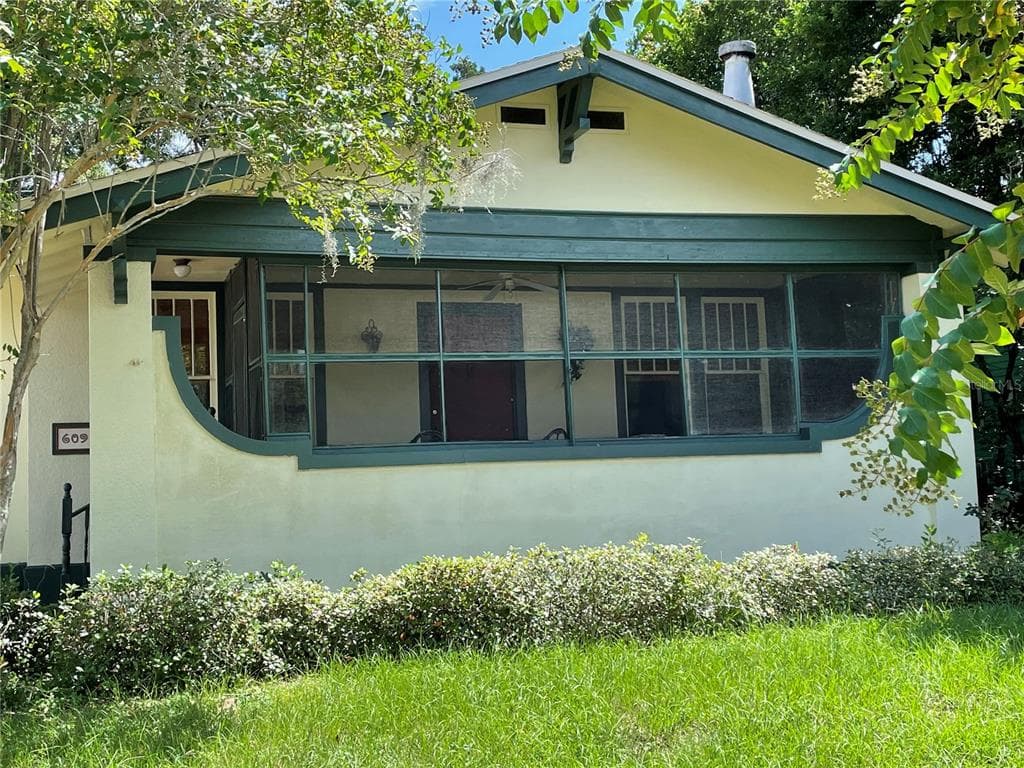 609 S PROSPECT AVENUE CLEARWATER, FL 33756