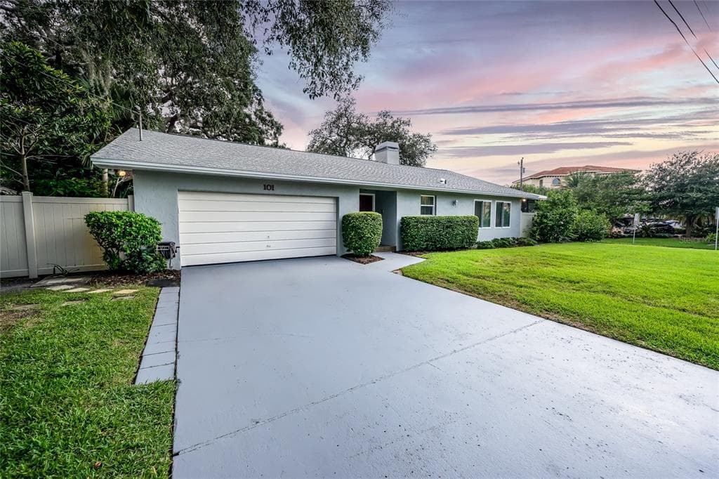 101 DRIFTWOOD DRIVE W